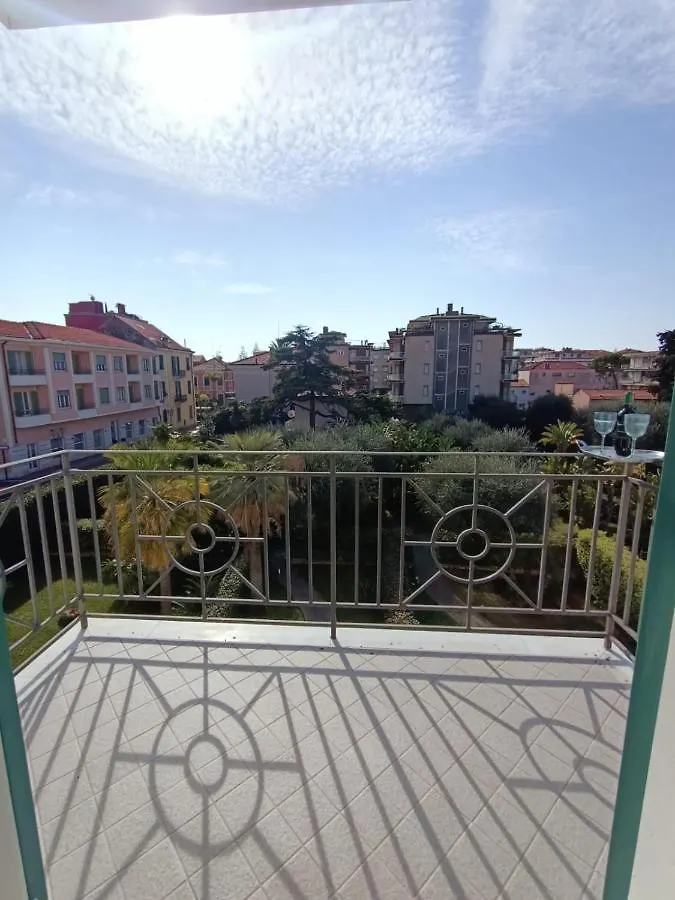 Palace Britannique Love&magic in Bordighera Appartamento